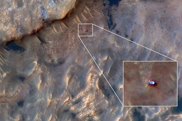 La NASA publica imagen del róver Curiosity hecha desde la órbita de Marte