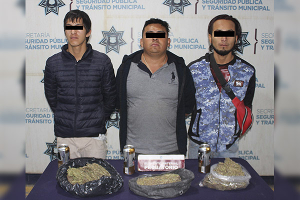 Aseguran alrededor de 1.5 kilogramos marihuana; hay tres detenidos