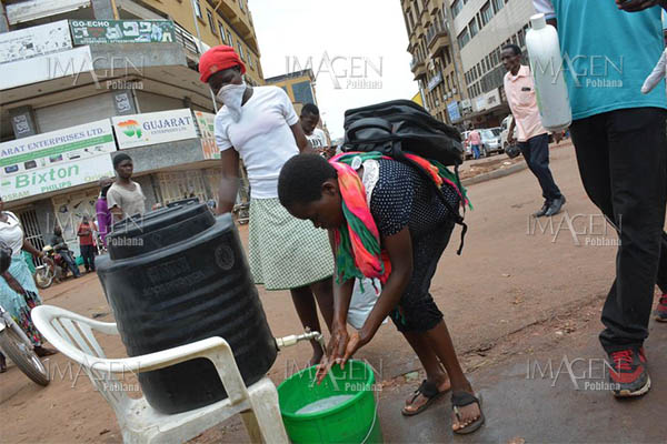 El COVID-19 se propaga de forma exponencial en África, alertan