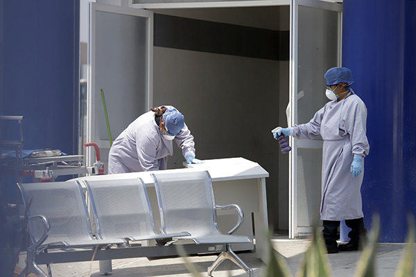 Personal de limpieza, héroes poco reconocidos en medio de la pandemia