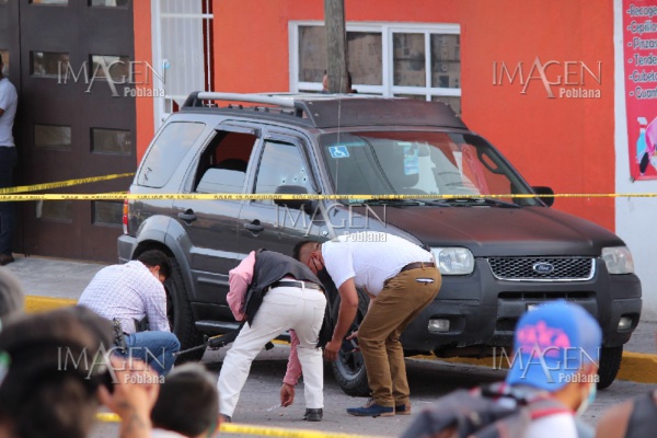 Hombre muere en su camioneta tras recibir ataque directo