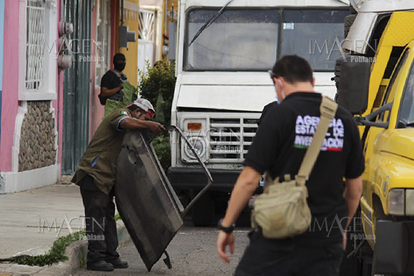 Decomisa FGE autopartes robadas durante operativo en la Cleotilde Torres