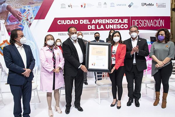Ayuntamiento de Puebla oficializa ingreso a la Red de Ciudades del Aprendizaje