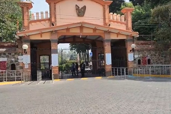 Delincuentes Atracan Balneario Del IMSS En Metepec